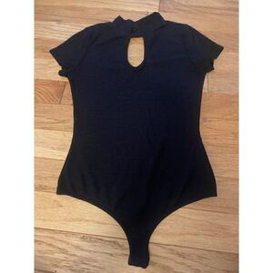 Me to We women's black high neck peek a boo short sleeve bodysuit size medium